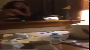 Pipis Enak Cewek Sange Pas Di Tengah Ngentot